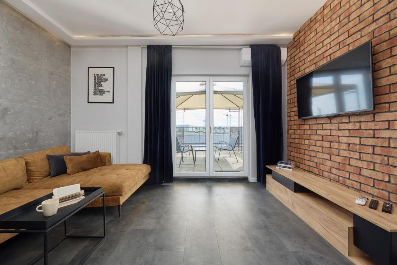 Stylish Kosciuszki Apartaments Near The Market Square With Free Garage Wroclaw By Noclegi Renters Kültér fotó