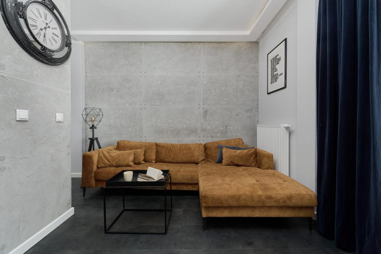 Stylish Kosciuszki Apartaments Near The Market Square With Free Garage Wroclaw By Noclegi Renters Kültér fotó