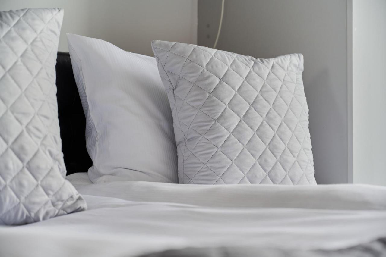 Stylish Kosciuszki Apartaments Near The Market Square With Free Garage Wroclaw By Noclegi Renters Kültér fotó