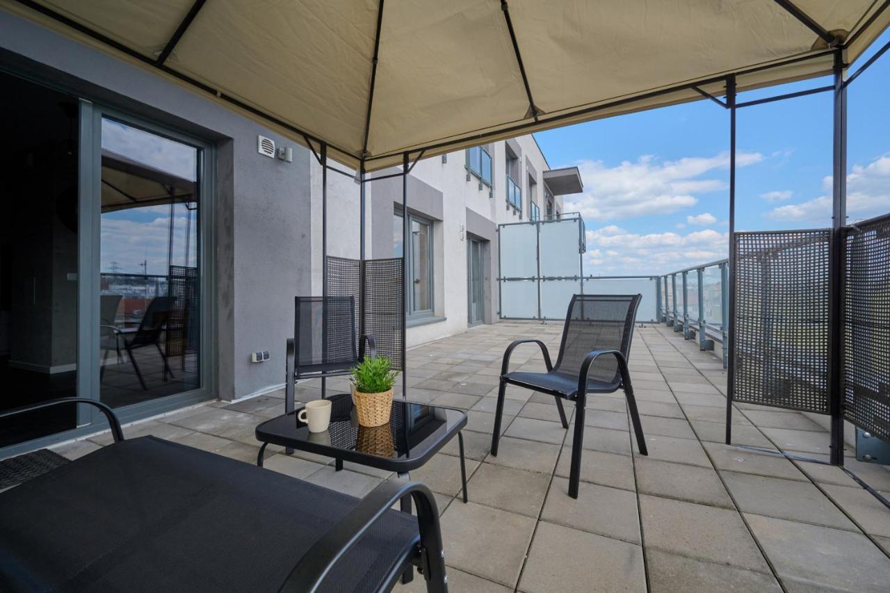 Stylish Kosciuszki Apartaments Near The Market Square With Free Garage Wroclaw By Noclegi Renters Kültér fotó