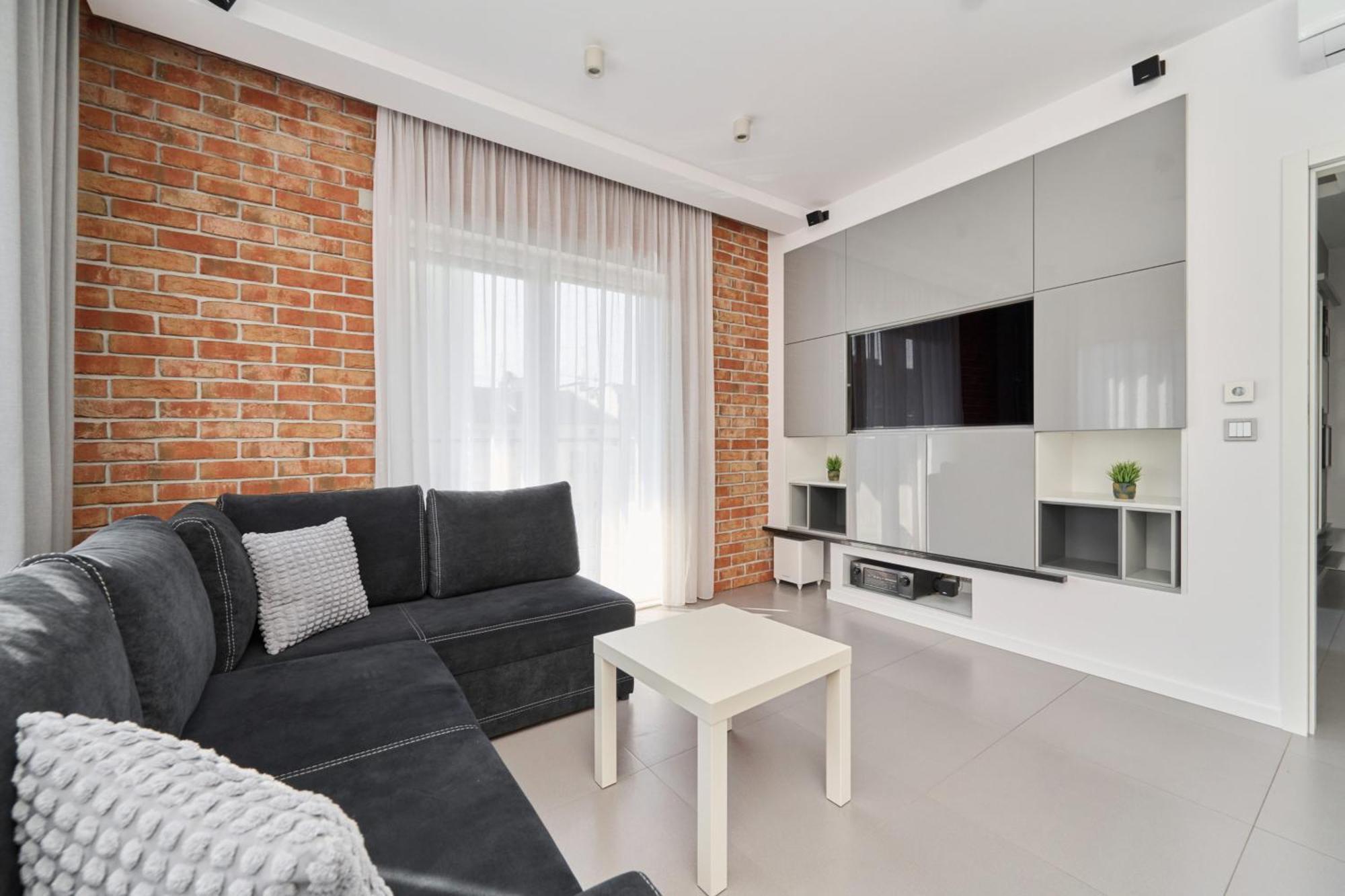 Stylish Kosciuszki Apartaments Near The Market Square With Free Garage Wroclaw By Noclegi Renters Kültér fotó