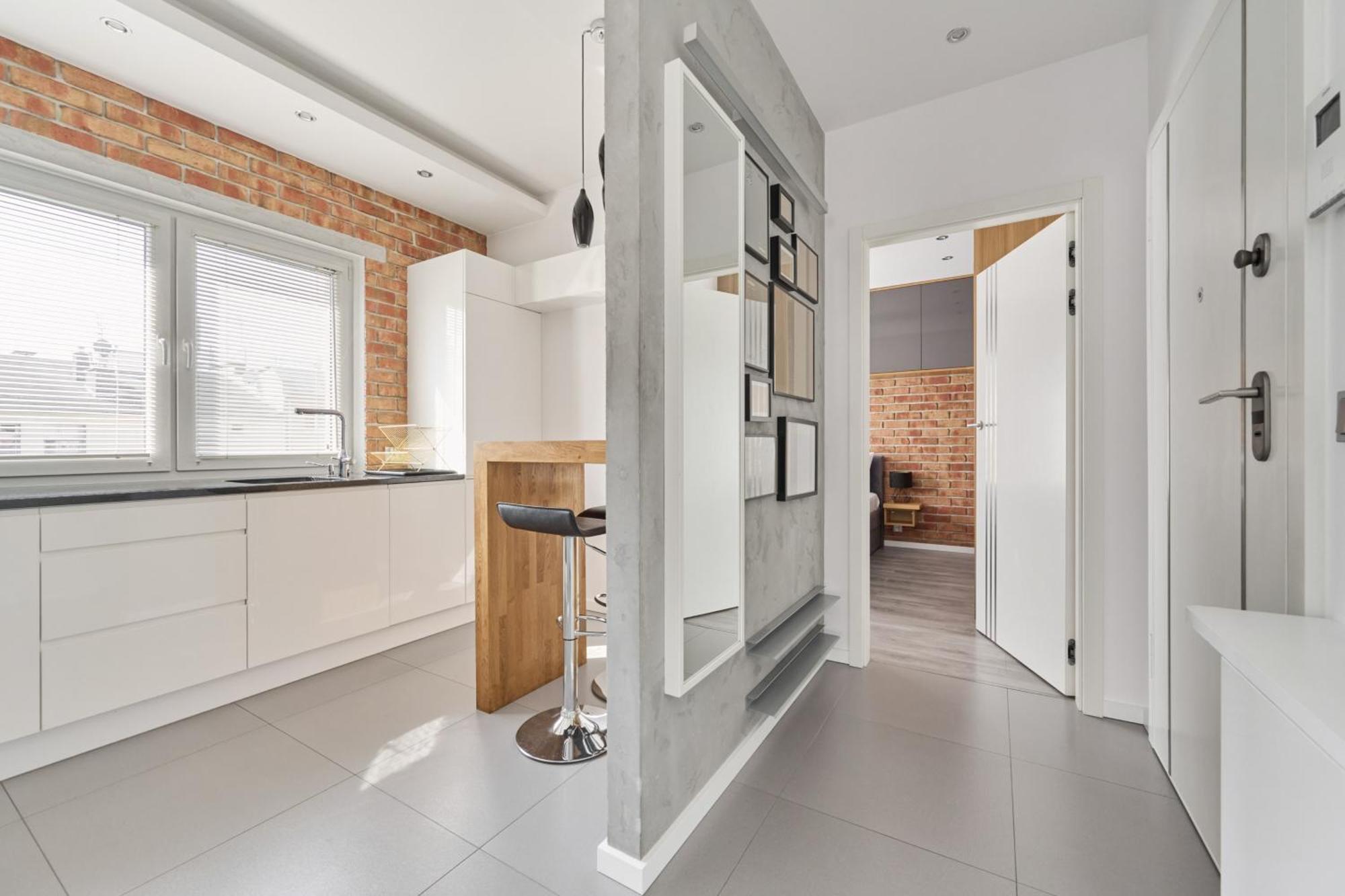 Stylish Kosciuszki Apartaments Near The Market Square With Free Garage Wroclaw By Noclegi Renters Kültér fotó