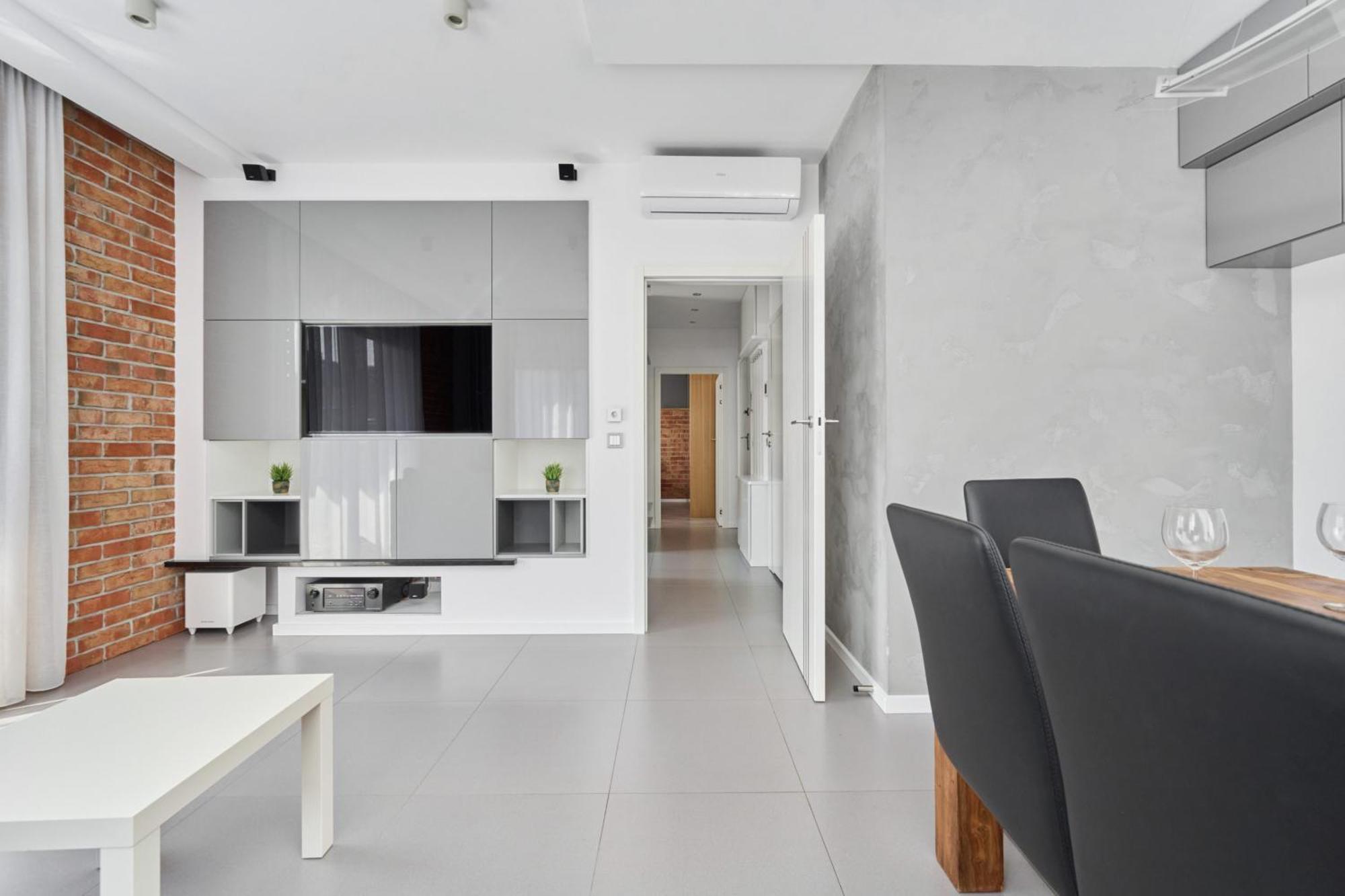 Stylish Kosciuszki Apartaments Near The Market Square With Free Garage Wroclaw By Noclegi Renters Kültér fotó
