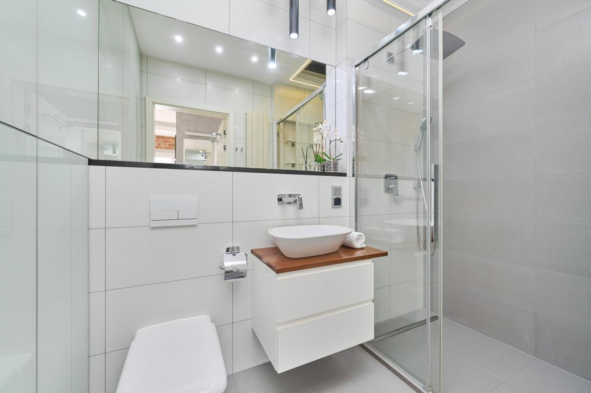 Stylish Kosciuszki Apartaments Near The Market Square With Free Garage Wroclaw By Noclegi Renters Kültér fotó