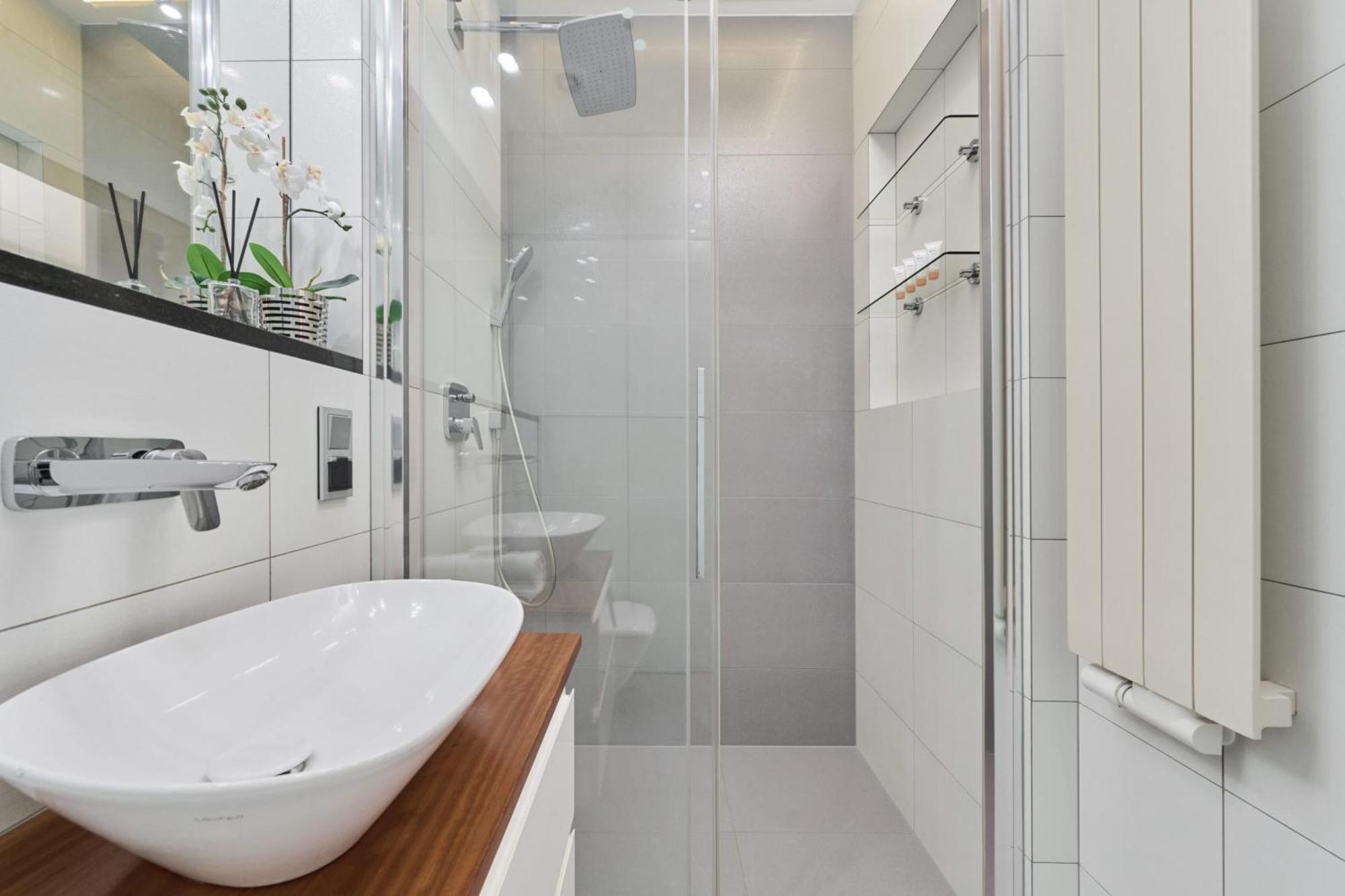 Stylish Kosciuszki Apartaments Near The Market Square With Free Garage Wroclaw By Noclegi Renters Kültér fotó