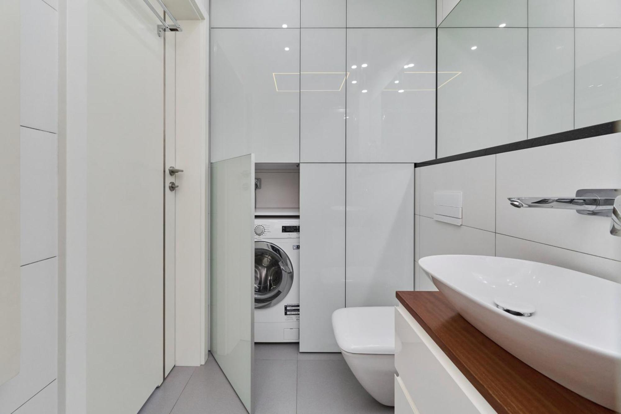 Stylish Kosciuszki Apartaments Near The Market Square With Free Garage Wroclaw By Noclegi Renters Kültér fotó
